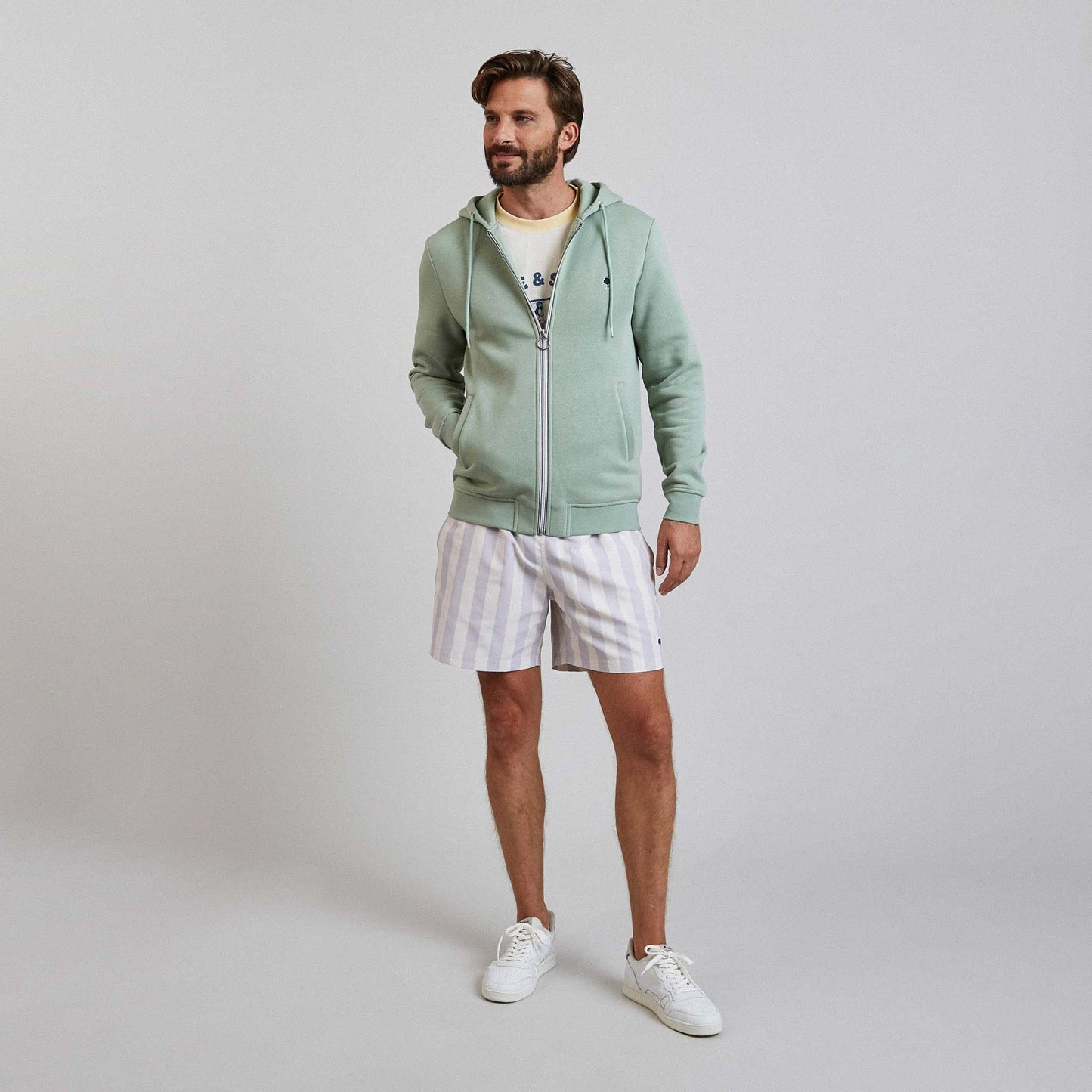 Sweat zippé MESNIL FAGUO vert clair – Style casual et mode durable Faguo