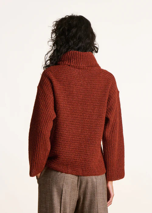 PULL EGERIA La Fée Maraboutée