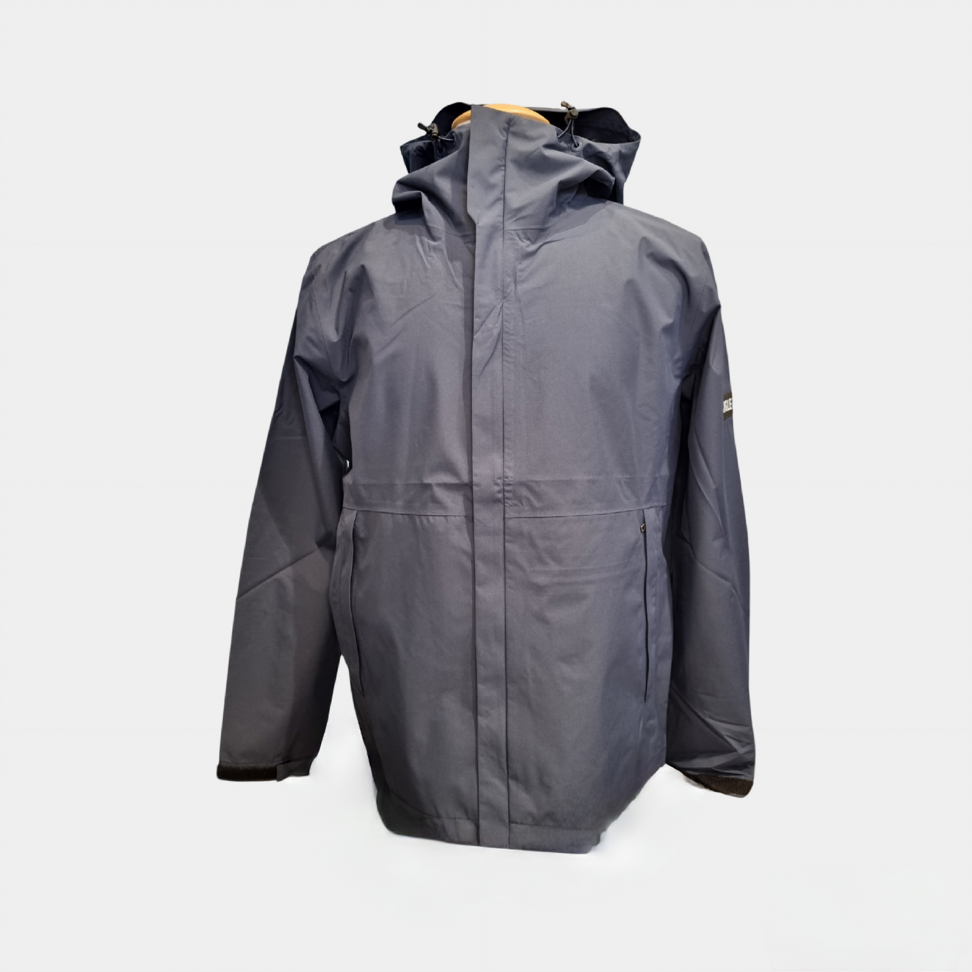 K-way AIGLE 1853 bleu, imperméable et déperlant, parfait pour l'outdoor

